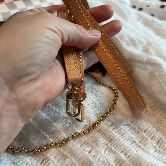 EVA AUTHENTIC LOUIS VUITTON BAG - Picture 7 of 16